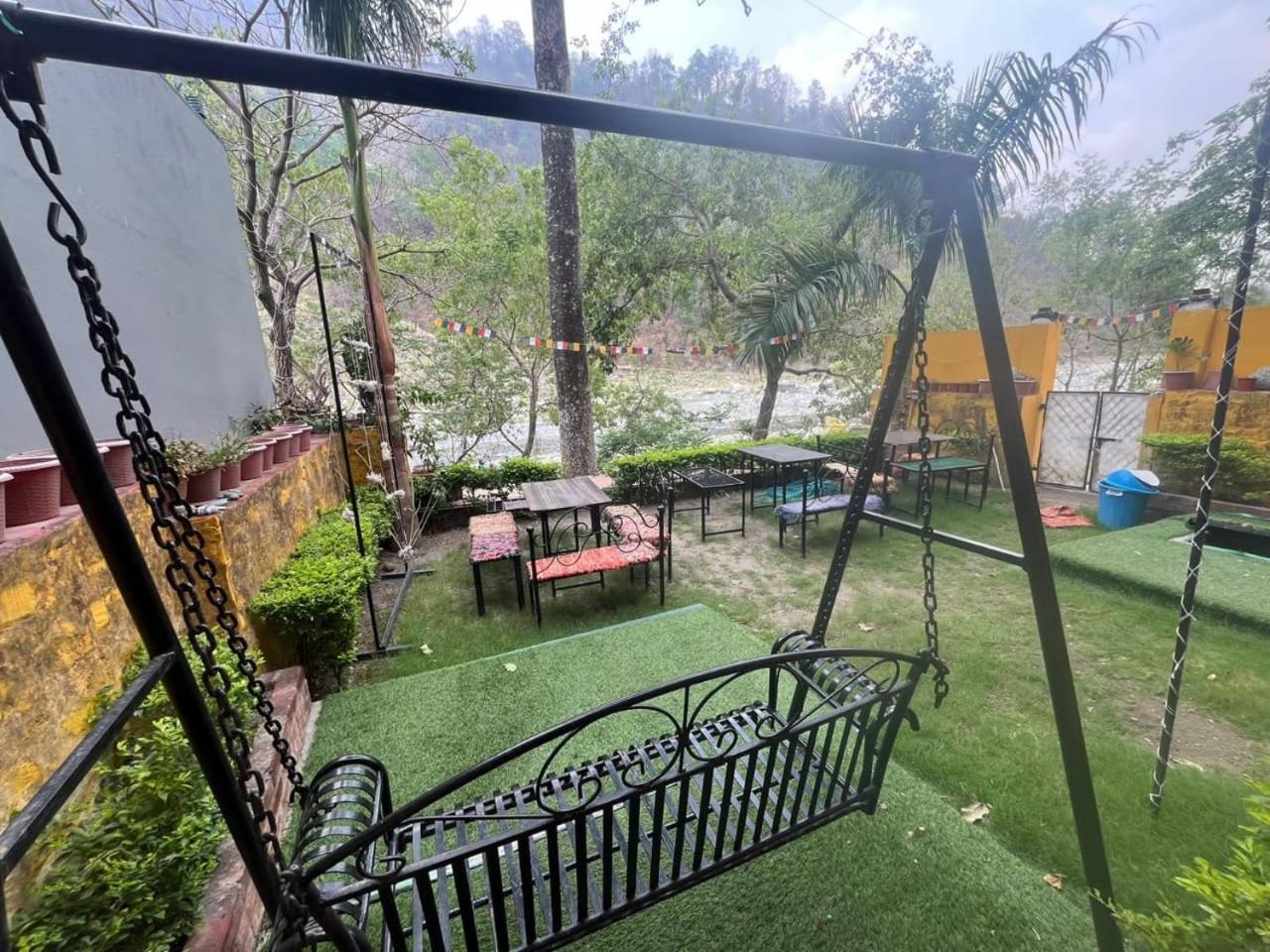 Utsav Riverbank Homestay Haldwāni Zewnętrze zdjęcie